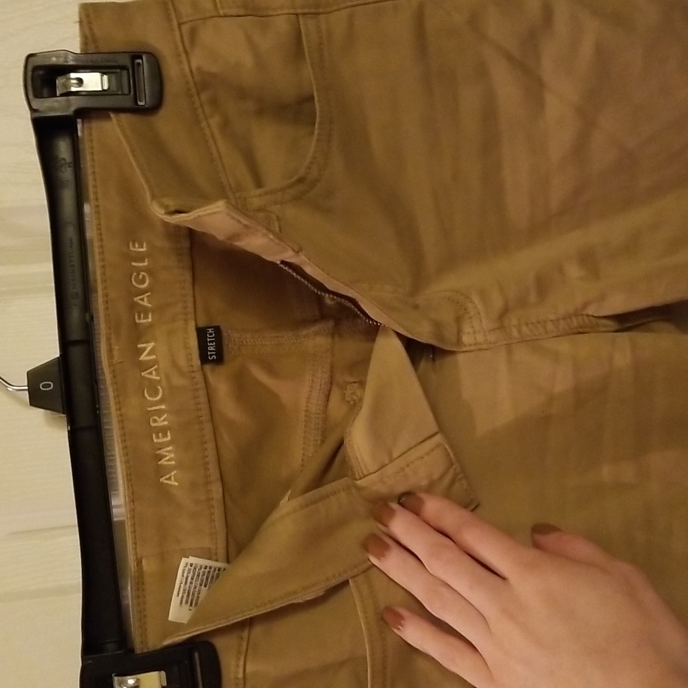 Tan american eagle low rise jeggings. Perfect condition  worn once - Picture 4 of 4